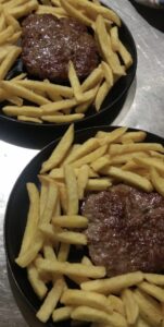 HAMBURGER IN PIATTO